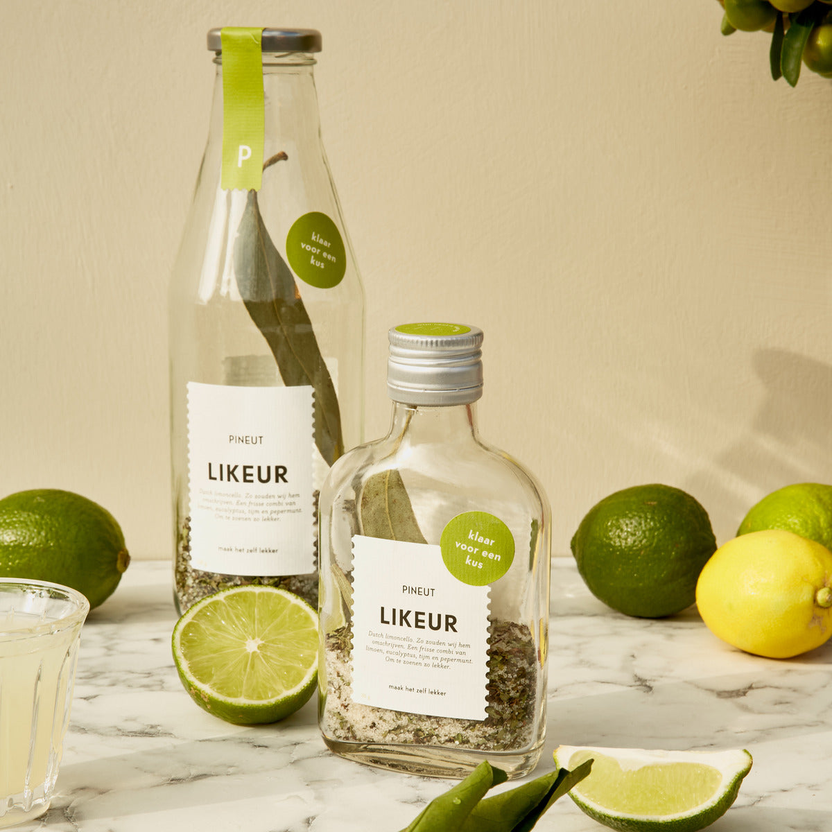 Limoenlikeur | Karaf | Klaar voor een Kus | Limoncello di Pineut