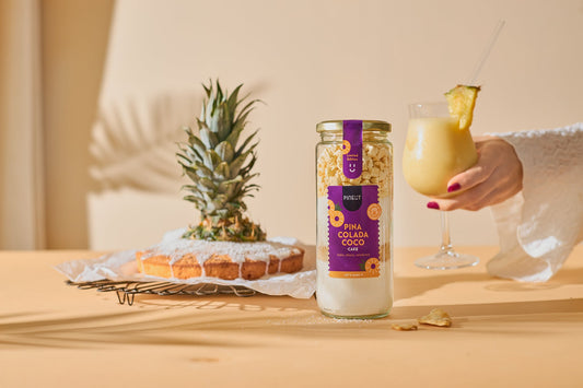 Piña colada cake maken: haal het vakantiegevoel in huis