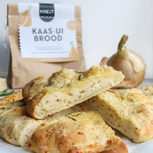 Borrelbrood | zak | Kaas-uienbrood