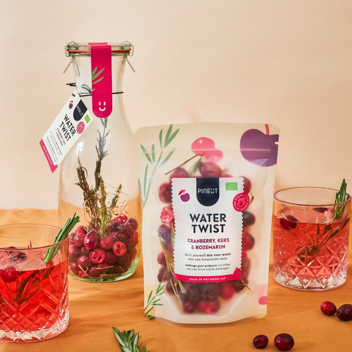 Watertwist | Karaf | Cranberry, Kers & Rozemarijn BIO
