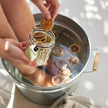 Thé de bain Jasmin & Souci | Recharge | HomeSpa | Pause bien-être & détente florale