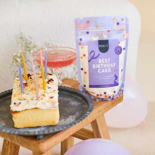 Best Birthday Cake van Pineut voor een feestelijke DIY verjaardagstaart en origineel cadeau.