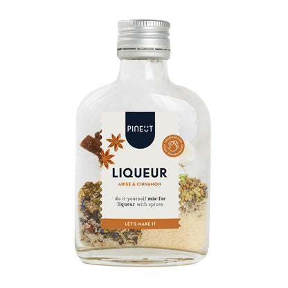 Pineut Aniseed Liqueur | Pocket Flask | Aniseed & Cinnamon