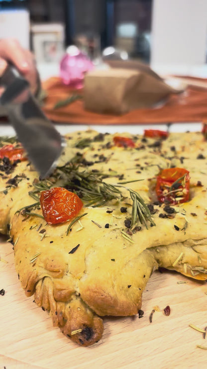 Pineut borrelbrood | zak | Focaccia